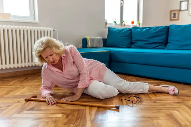 Riesgo de caídas en el adulto mayor Bogotá