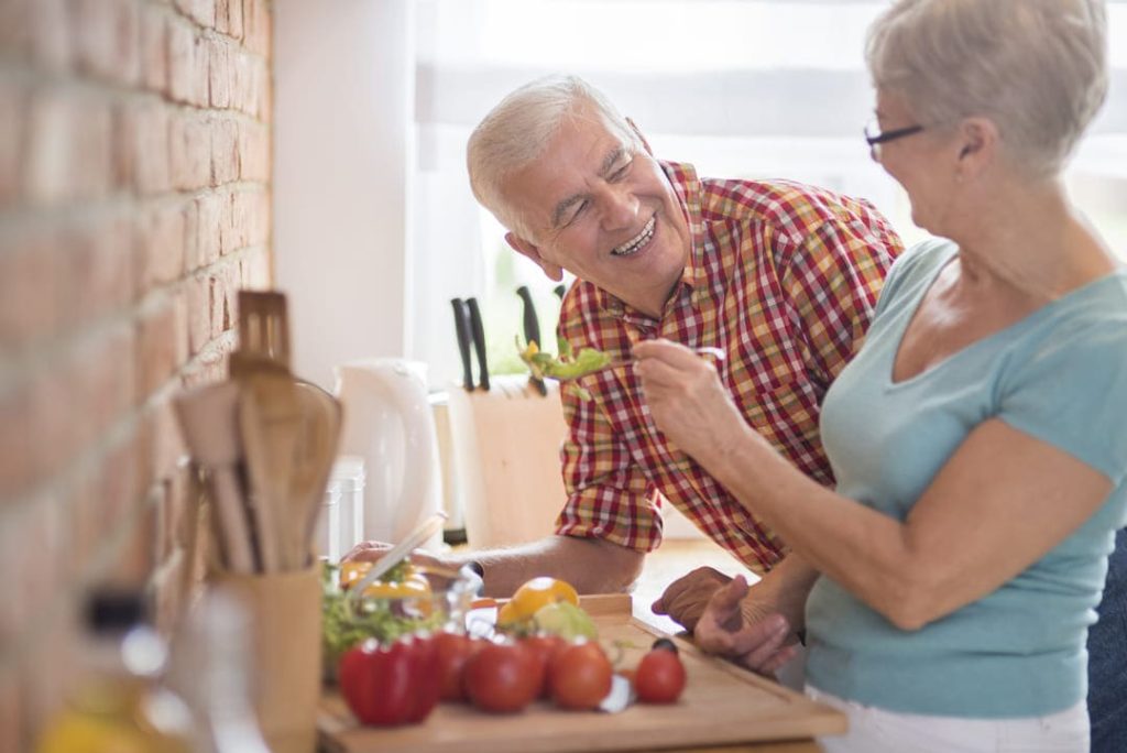 Importancia de la alimentación saludable para el adulto mayor