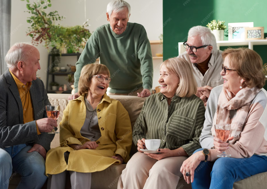 Qué importancia tienen los adultos mayores: 7 Claves sobre la comunidad y la alegría en la vejez 2 importante vivir en comunidad en la tercera edad